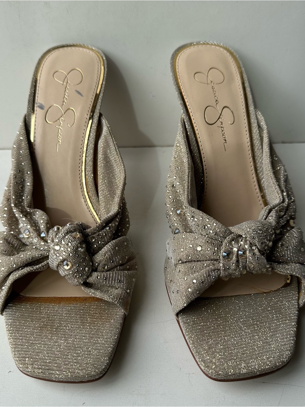 Jessica Simpson Gold Rhinestone Bow Mule Heels Women’s Size 10M Slip On Sandals